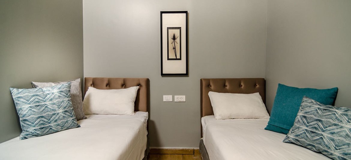 deluxe room - single beds
